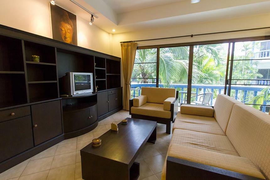 The Club Residence Kamala Beach Extérieur photo